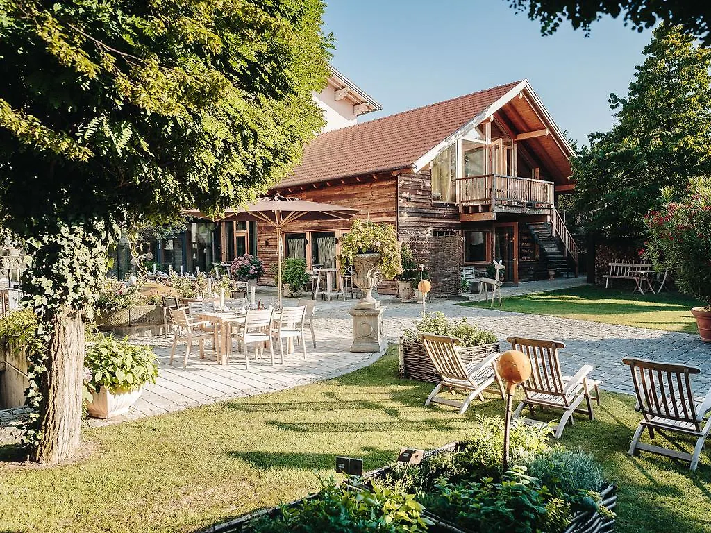 Wellness & Thermal Retreat Das Muehlbach Bad Füssing Hotel